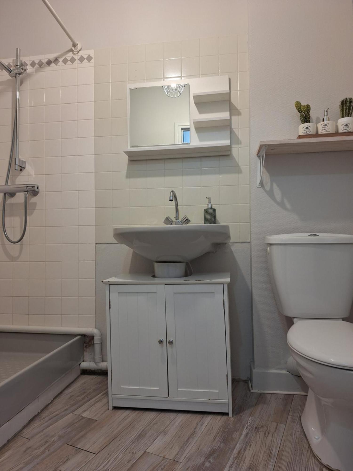 Appartement F2 Centre-Ville Issoire Avec Jolie Vue Exteriér fotografie