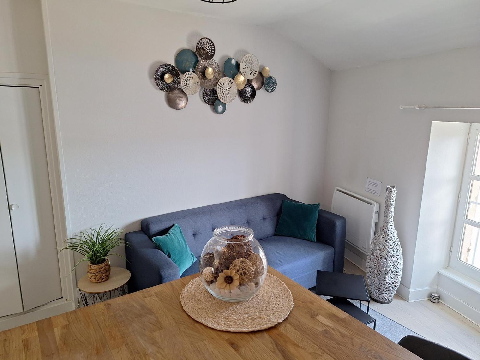 Appartement F2 Centre-Ville Issoire Avec Jolie Vue Exteriér fotografie