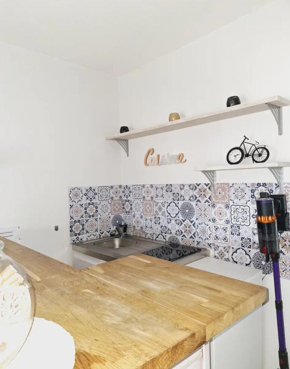 Appartement F2 Centre-Ville Issoire Avec Jolie Vue Exteriér fotografie